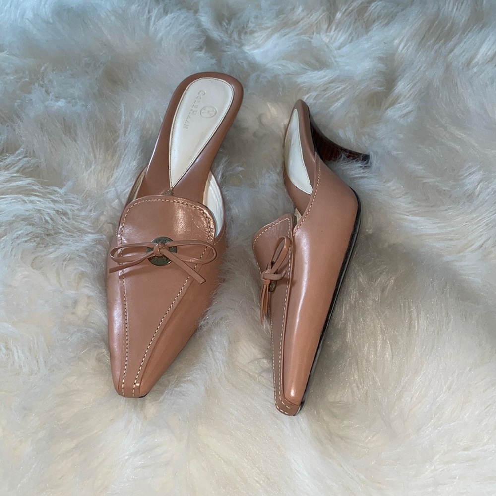 Cole Haan leather shoes. Natural nude pink. Size 7.